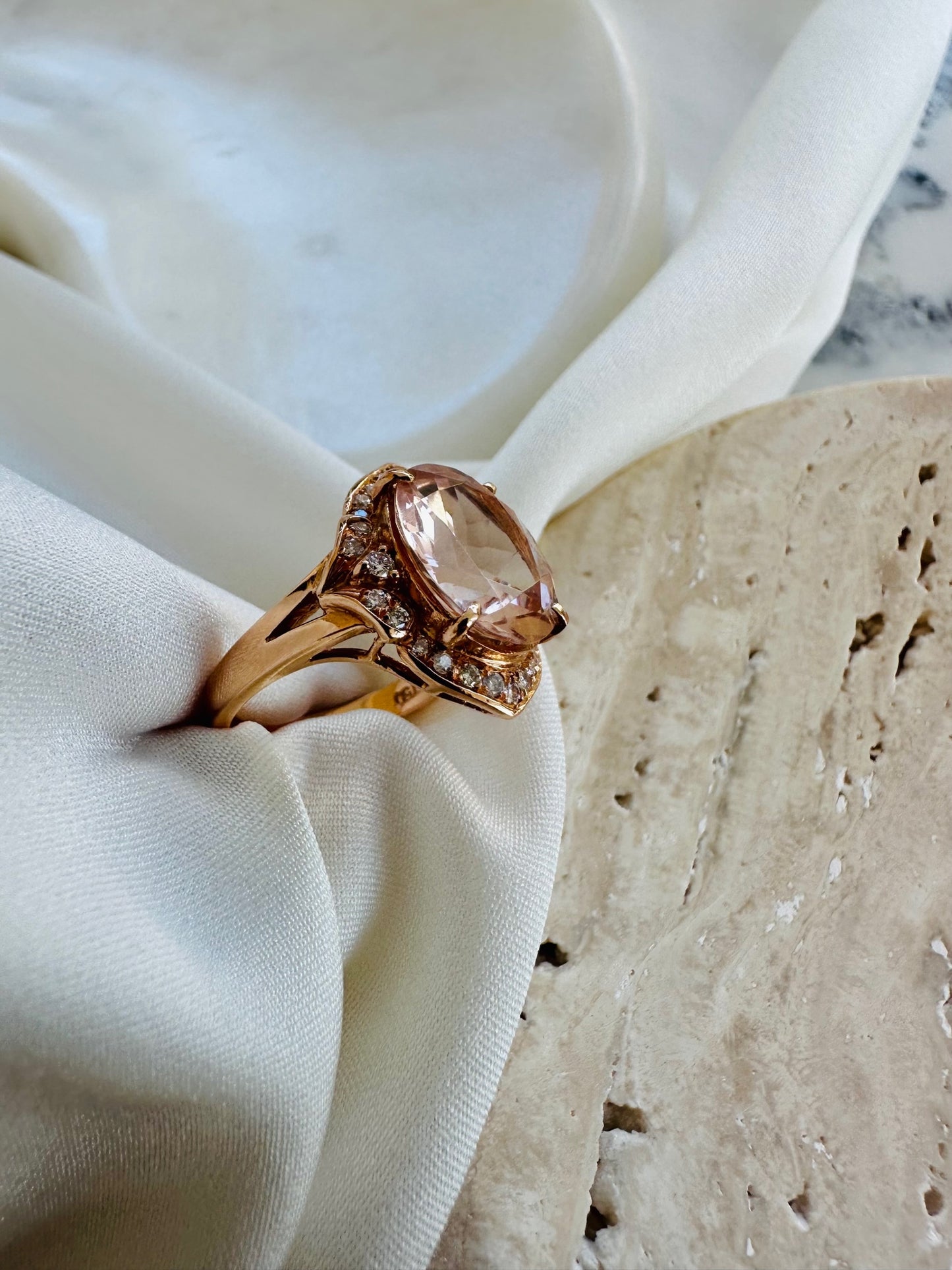 Morganite and Diamond Ring 18K Rose Gold