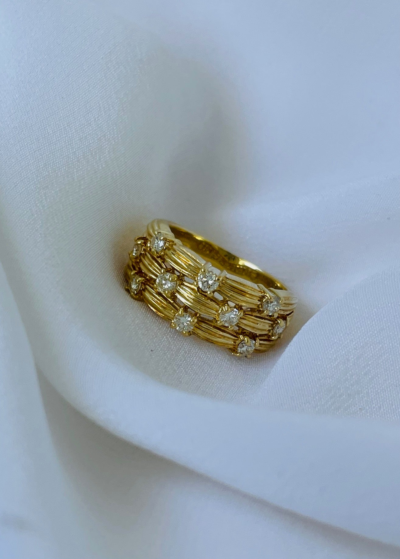 18K Gold Diamond Ring