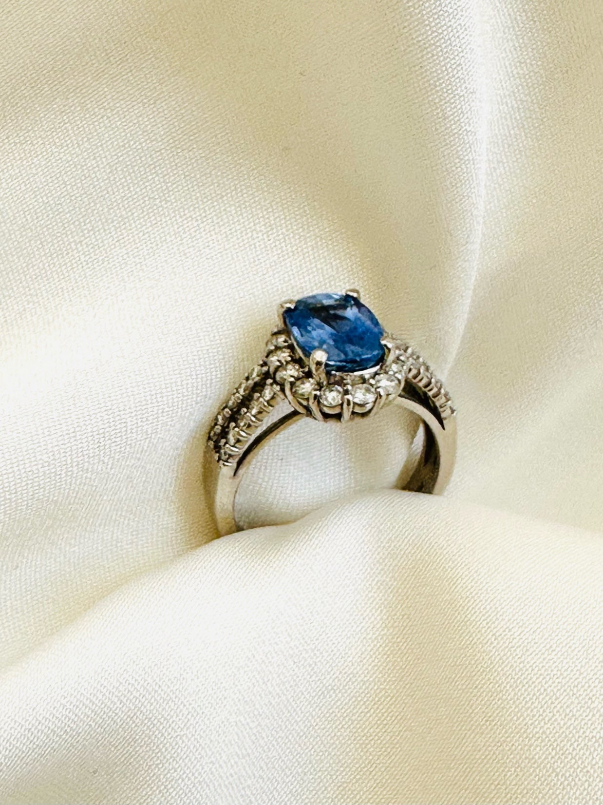 Blue Sapphire Diamond Ring