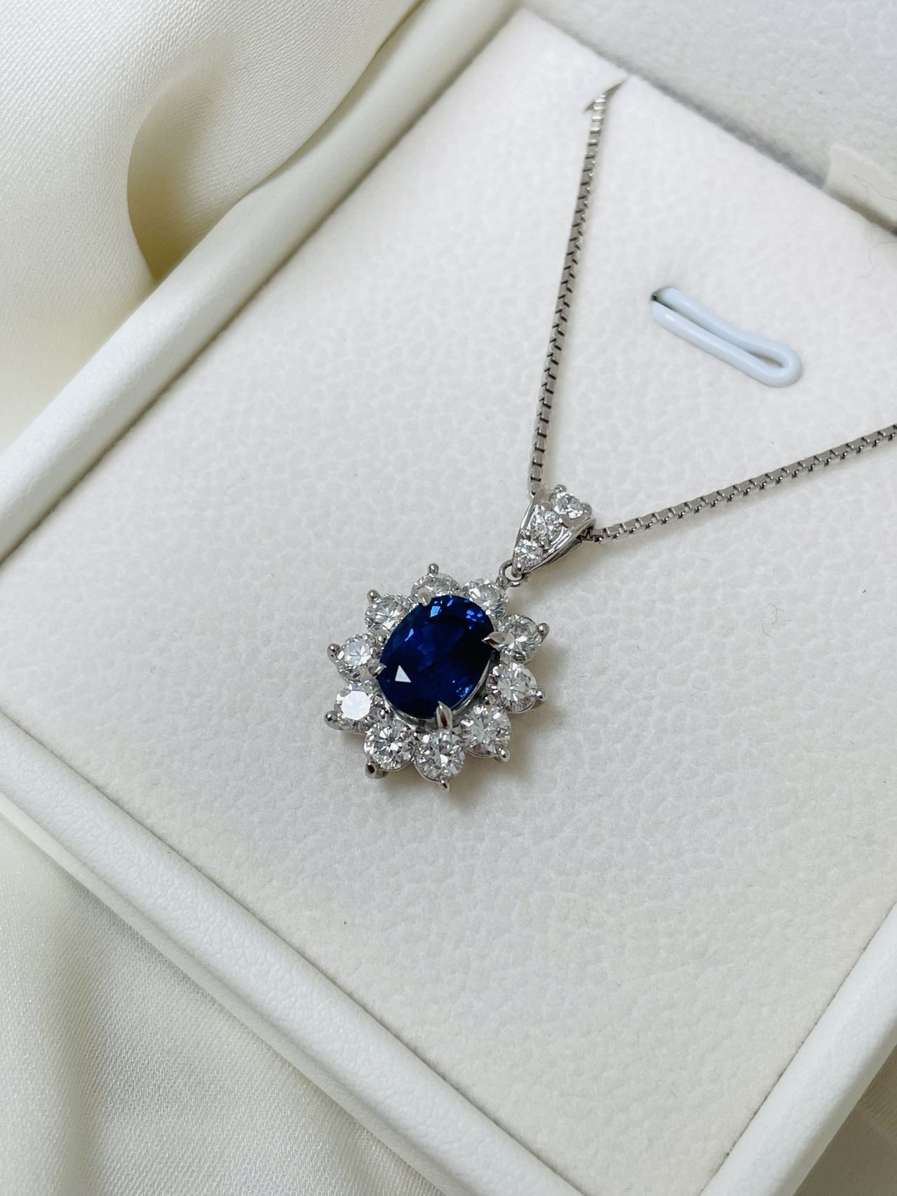 Sapphire Pendant