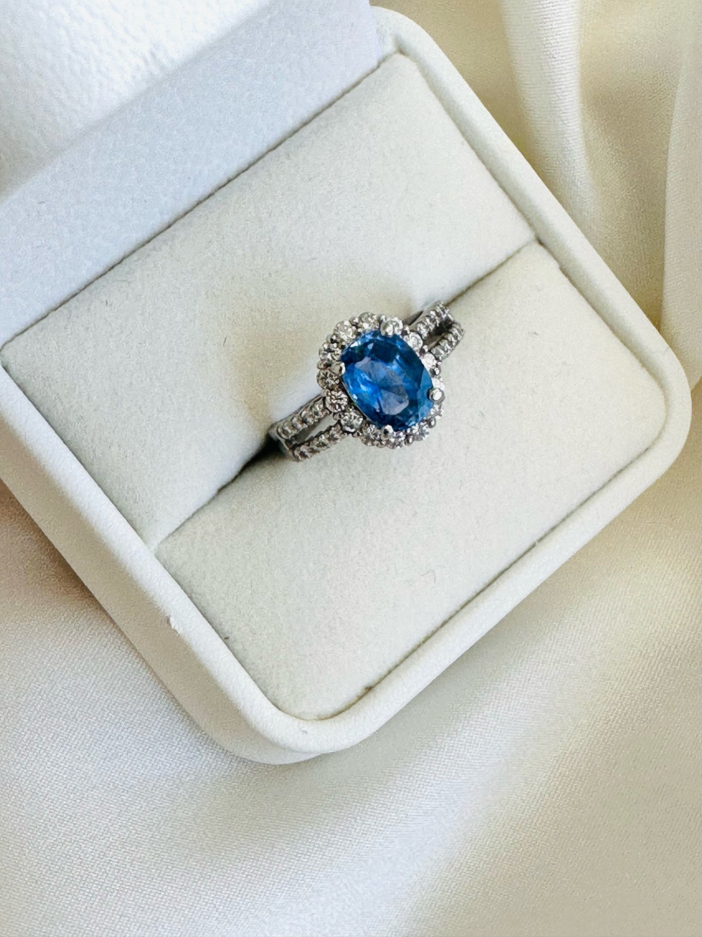 Blue Sapphire Diamond Ring